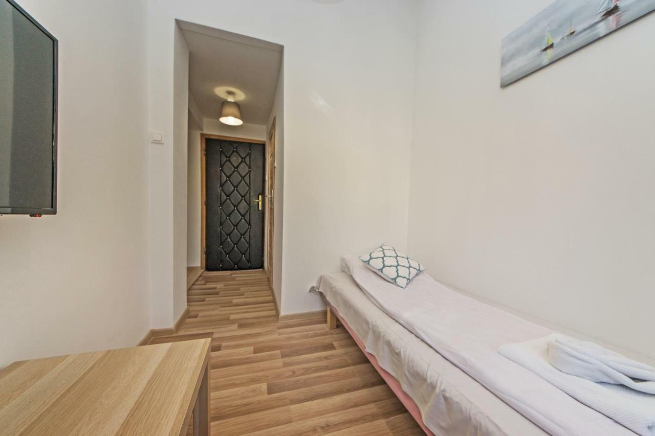Bed & Breakfast Karat Ii